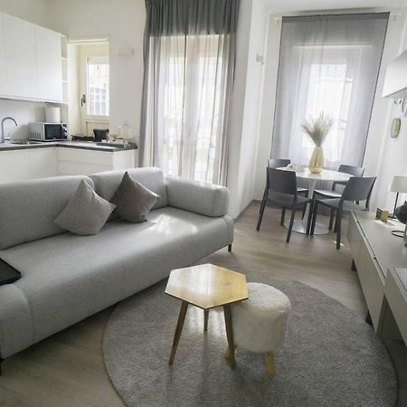 Ferienwohnung Splendido Dpto Con 2 Letti E 2 Bagni Ad Asti Italy Exterior foto
